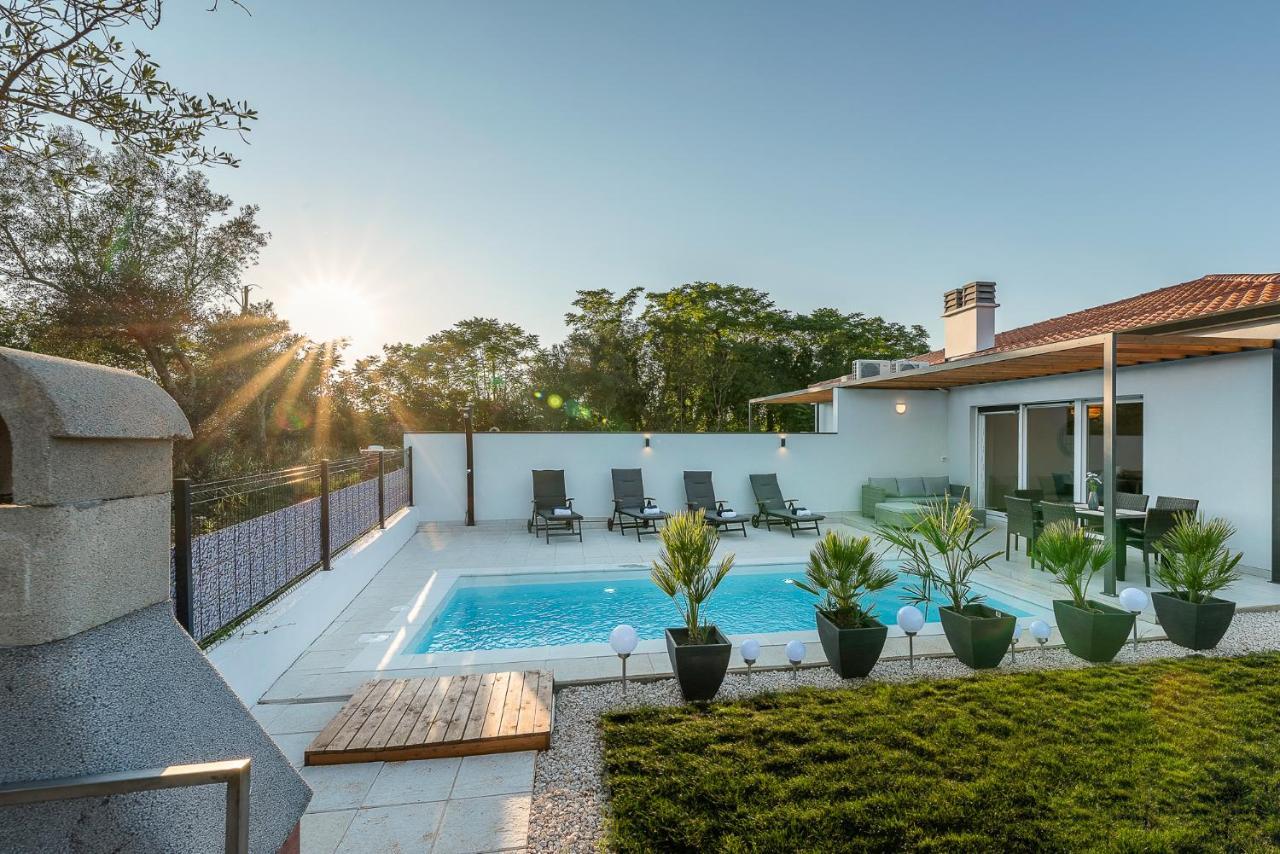 Villa Relax Home Sun Umag Bagian luar foto